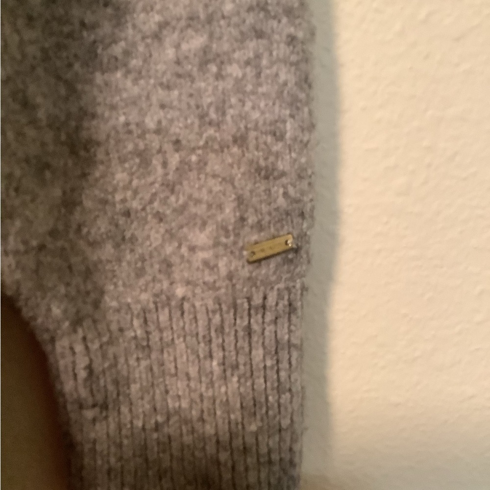Tommy Hilfiger Women’s s/p wool blend pullover long sleeves gray popover sweater - Picture 2 of 8